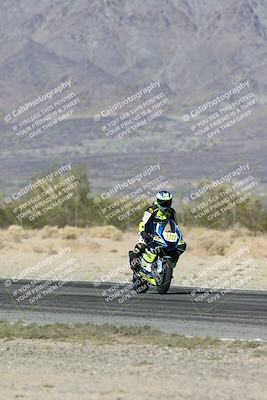 media/Dec-07-2025-CVMA (Sun) [[3e7d2de5dc]]/Race 8-Middleweight Shootout/